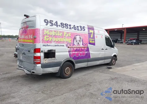 2017 Mercedes-Benz Sprinter 2500 High Roof V6 z USA, uszkodzony, nr VIN WD3PE8CDXHP566192